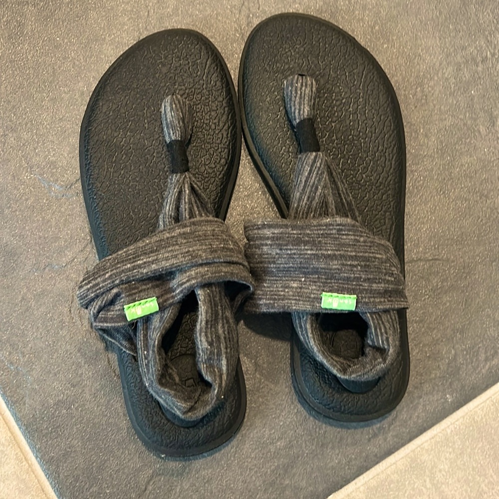 Sanuk sandals